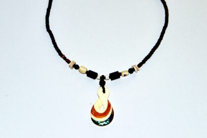 Astrid 8 Lucky Necklace