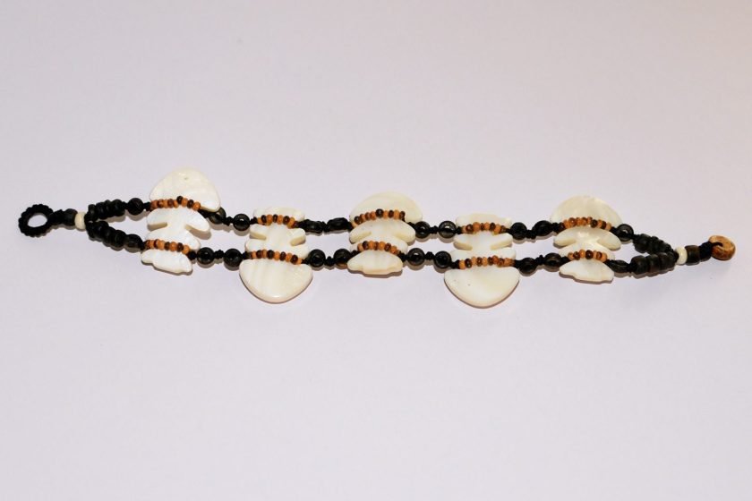 Ava SeaShell Fish Bracelet