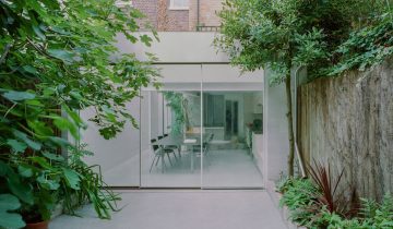 Unknown Works revamps co-founder’s “cramped” Oasis house in London