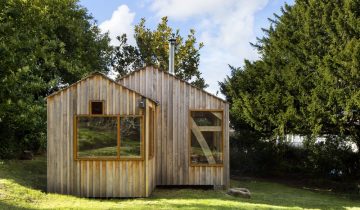 SASA Works Sustainable Retreat Outbuilding Studio and Office in Cornwall