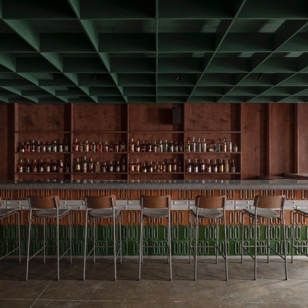 Bursa Bar Mirzoyan Studio Dezeen Hero1 600x600.jpg