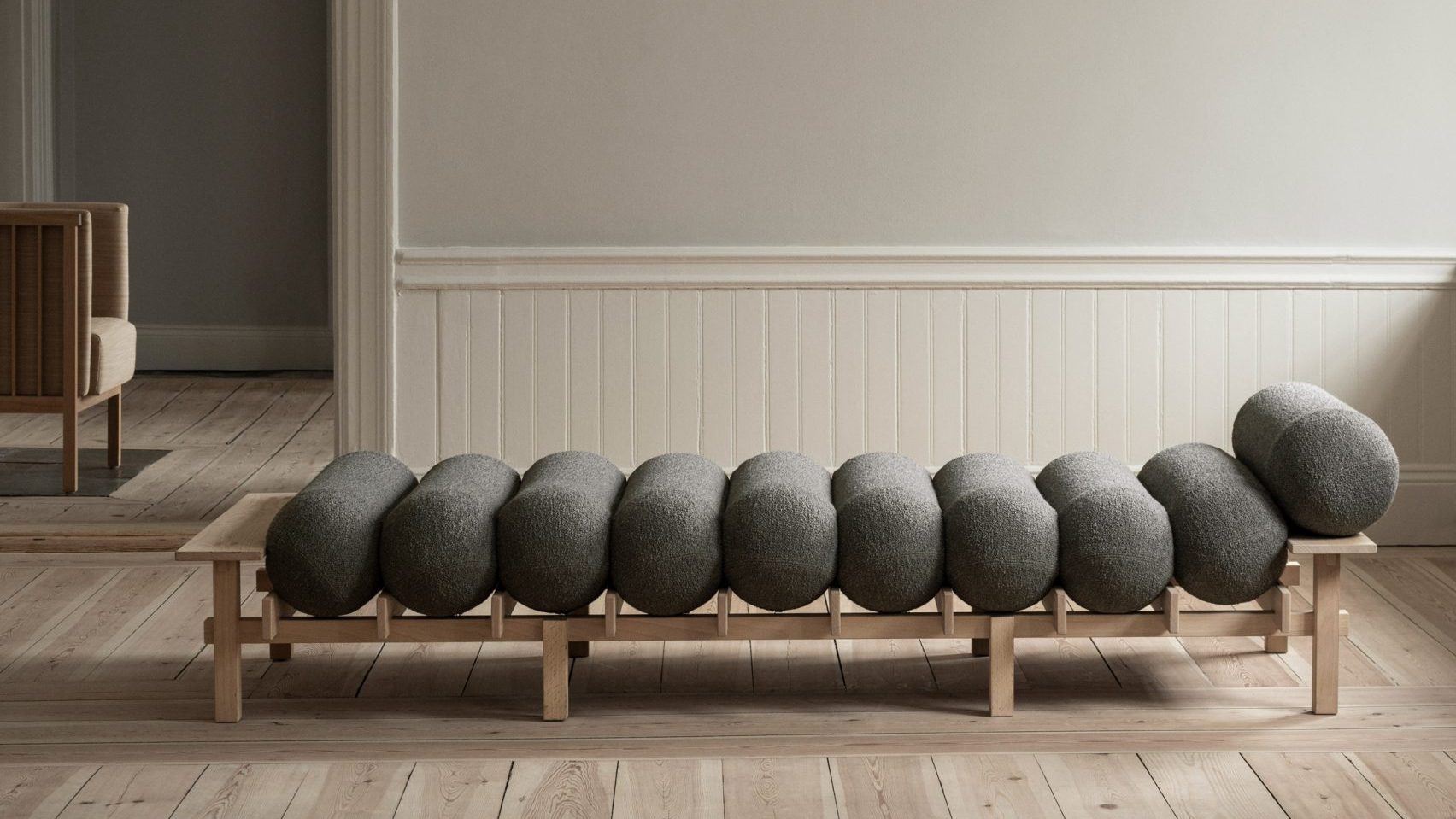 Lekker Dag Daybed Dezeen Hero.jpg