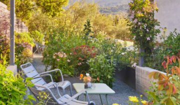 7 Gardening Trends to Know for 2025 (7 photos)
