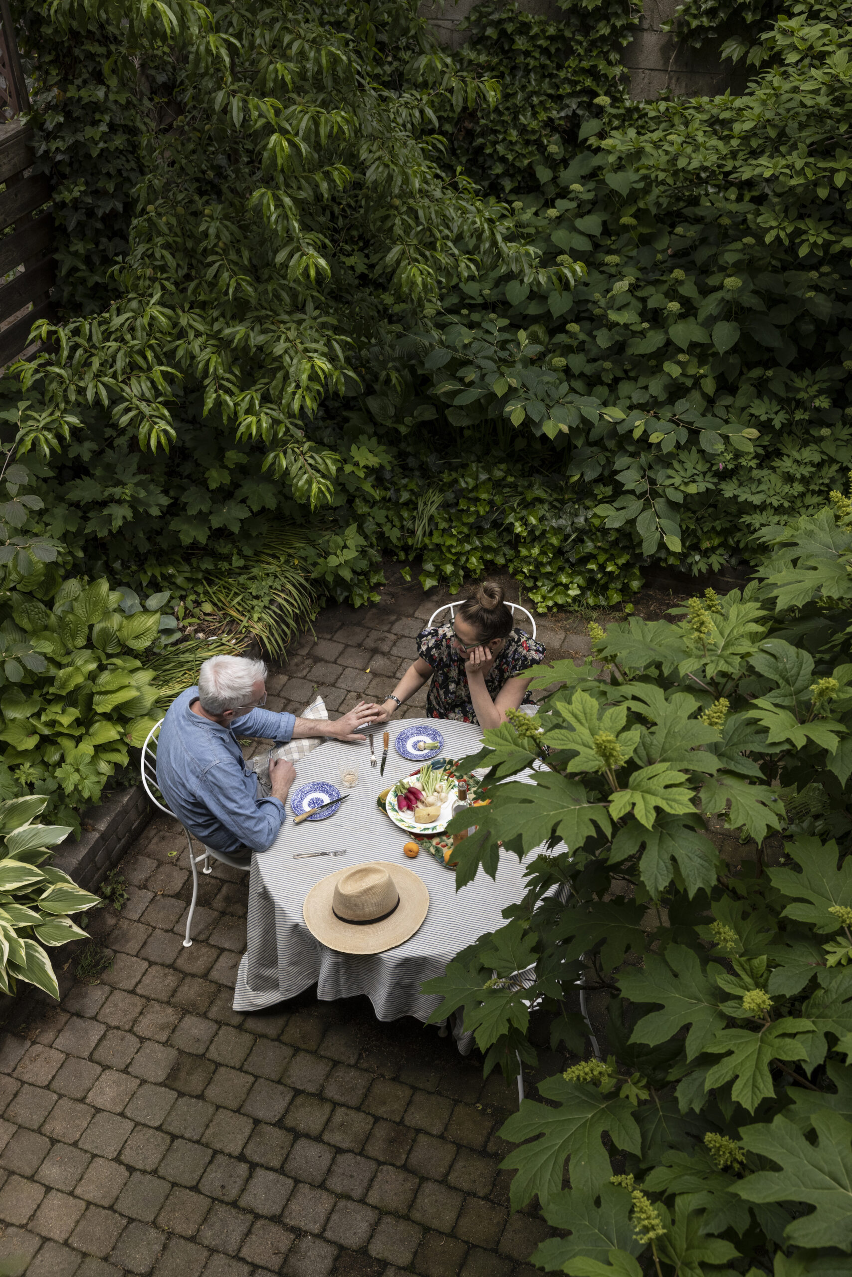 10 easy pieces: grown up guest beds 7