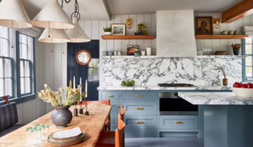4 Gorgeous Kitchens in Blue, White and Wood
