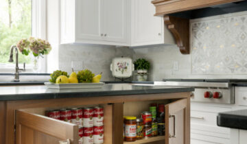 10 Stylish Kitchens With INGENIOUS Storage Ideas