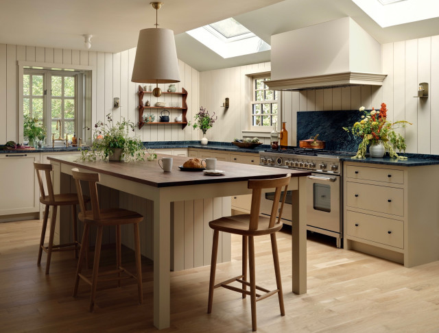 When to Pick Kitchen Fixtures and Finishes