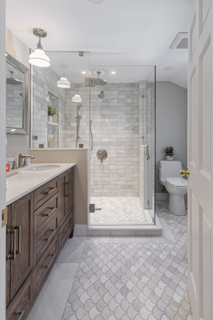 Bathroom of the Week:  Fresh Shower-Tub Combo in 49 Square Feet