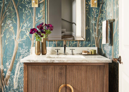 Spotted: What’s Hot in Powder Rooms Now