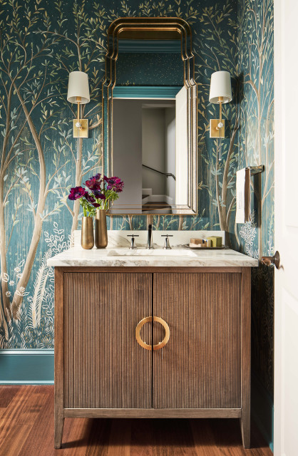 Spotted: What’s Hot in Powder Rooms Now