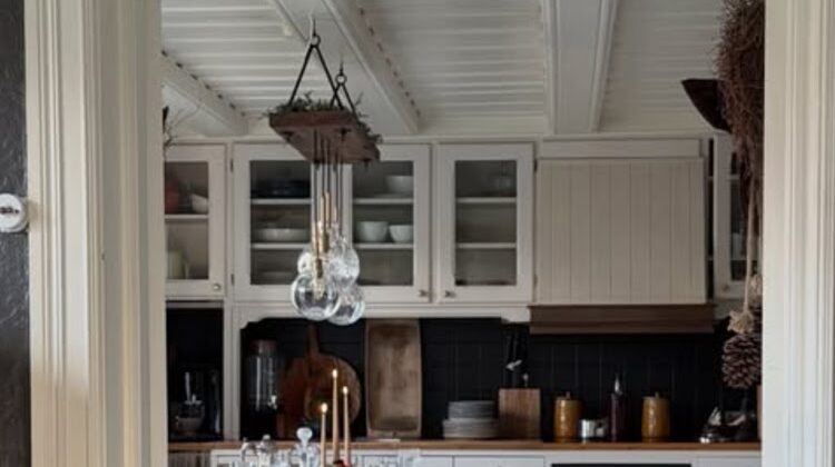 A Cosy Norwegian Home at Christmastime