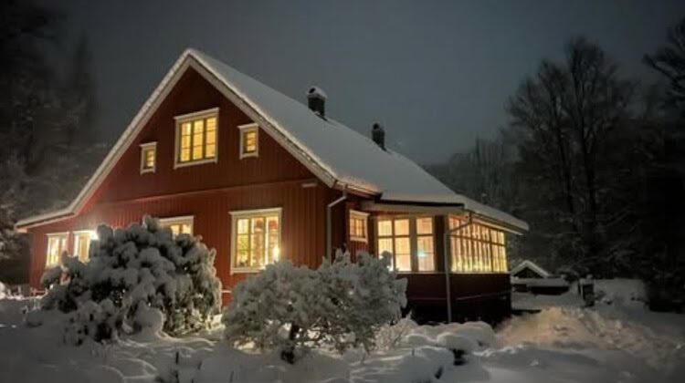A Carpenter’s Swedish Country Home in The Snow